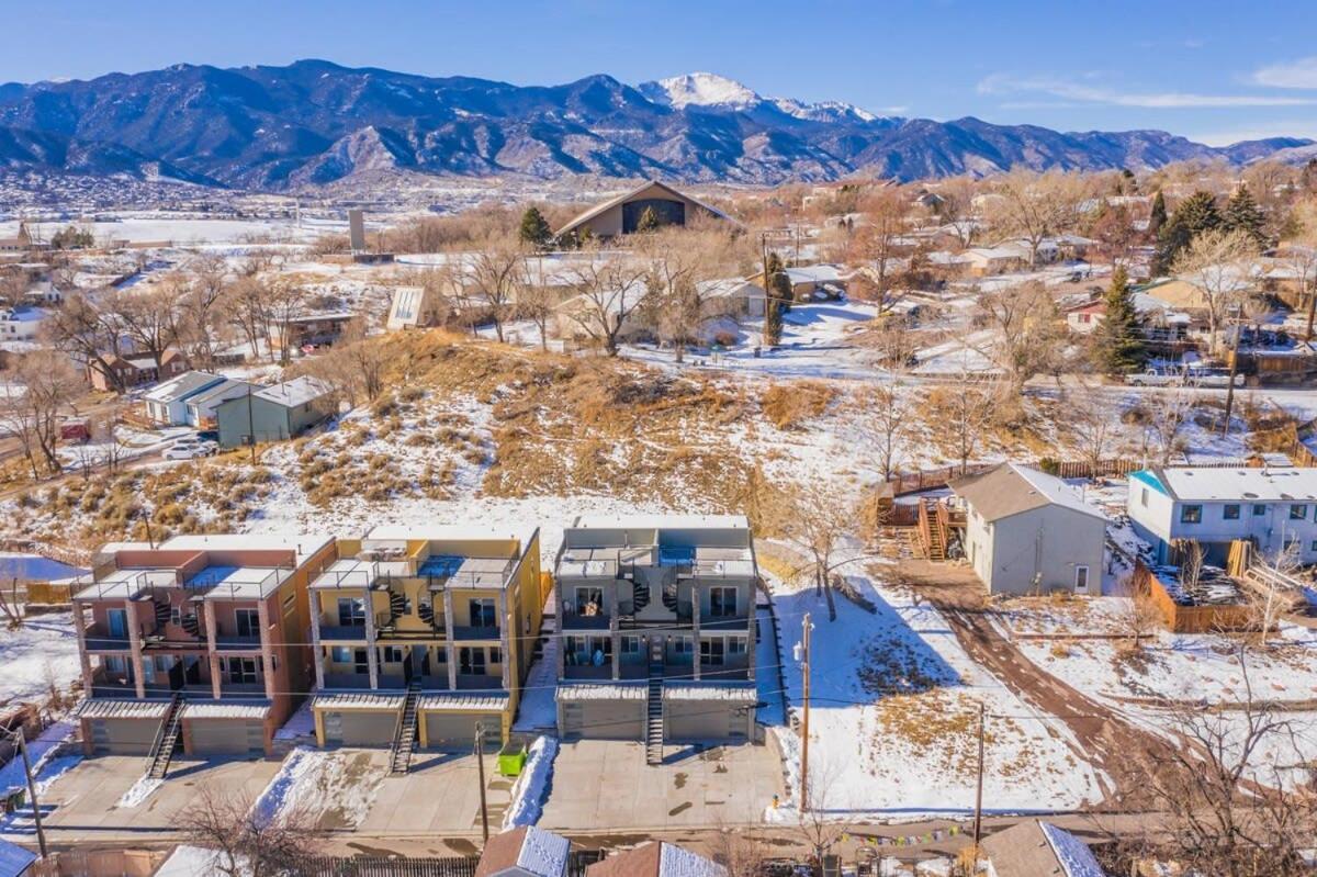 4Bd Home W Rooftop Patio Fire Pit & Mountain Views Colorado Springs Kültér fotó